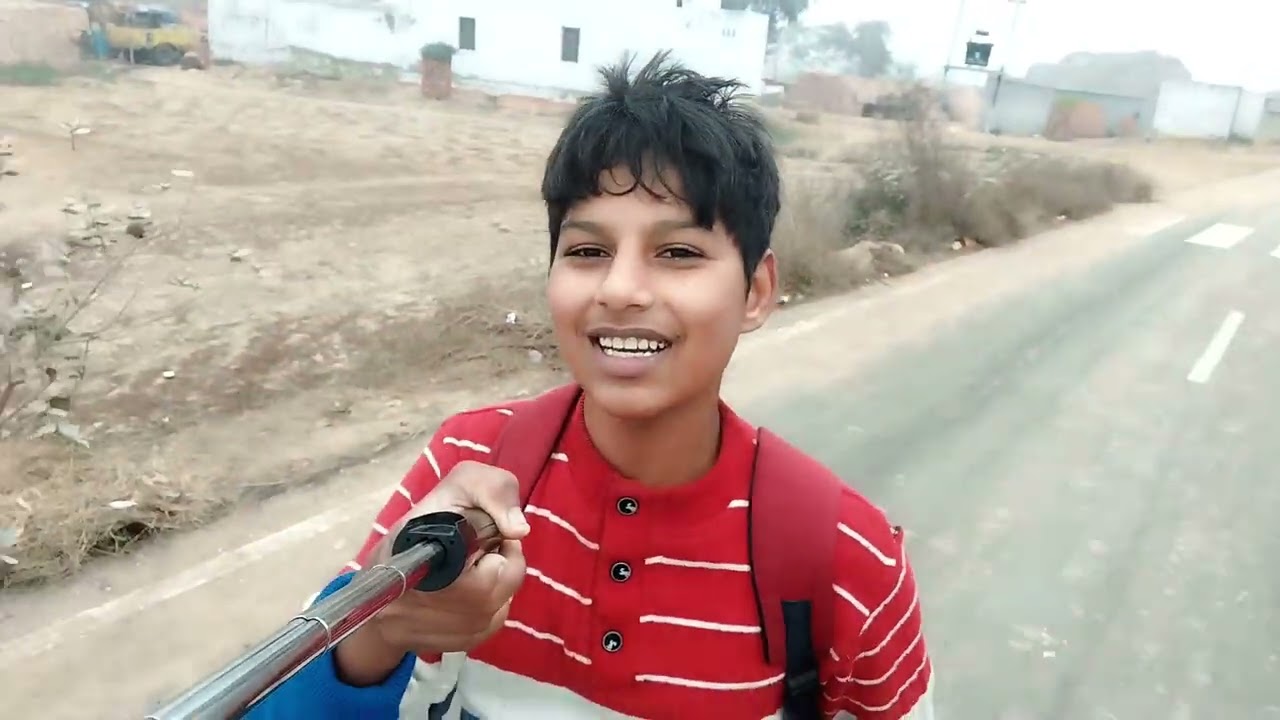 Aaj Ham Mama Ji ke ghar paidal Gaye khelon mein