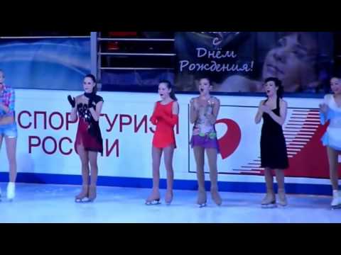 Video: Sotnikova și Lipnitskaya s-au lăudat cu mașini noi