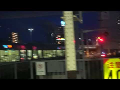 神戸駅に特急はまかぜ6号大阪行き到着　新快速播州赤穂行き発車