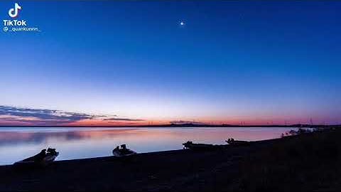 Mất nửa đời...em đợi chờ ai...