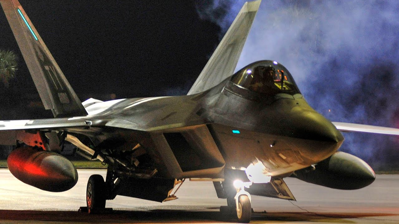 Why The F 22 Raptor Is Such A Badass Plane