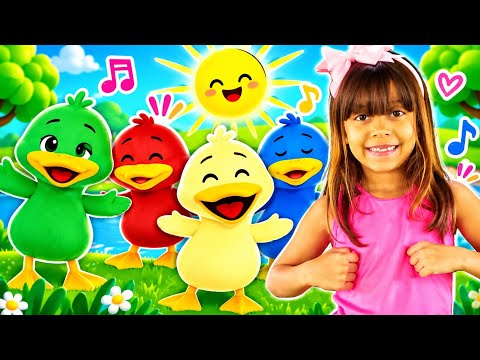 🐥🌈 COLORFUL LITTLE DUCK! 💚❤️💛💙 | Fun Kids Music | Kamilly Kids