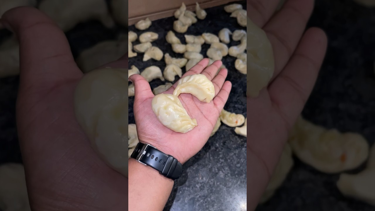 Veg Momos Factory Bulk Making In Bhopal #streetfood #shorts #youtubeshorts #viral | IndianStreetFood