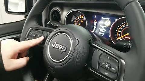 How to Connect Android Auto Uconnect 4 with 7 inch display in a 2019 Jeep Wrangler