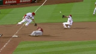 ARI@STL: Bloomquist scores go-ahead run on an error