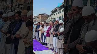 Thousands  Of Devotees Paid Obeisance at Dastgeer Sahib (RA) Shrines On Friday Following Of The Urs