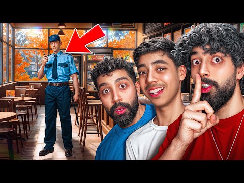 شب توی کافه قایم شدیم