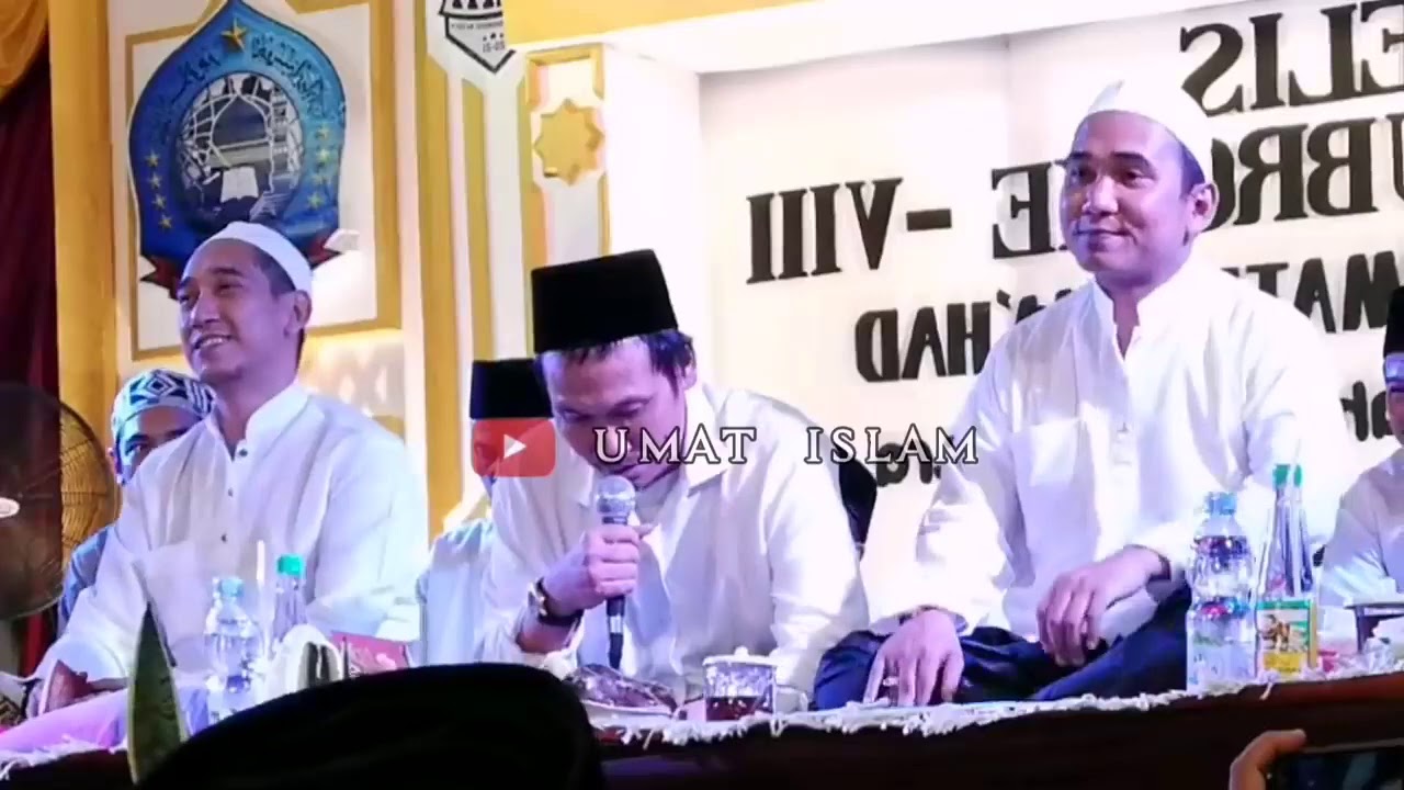 Guyonan Gus Baha dengan Gus Reza di Pesantren Lirboyo