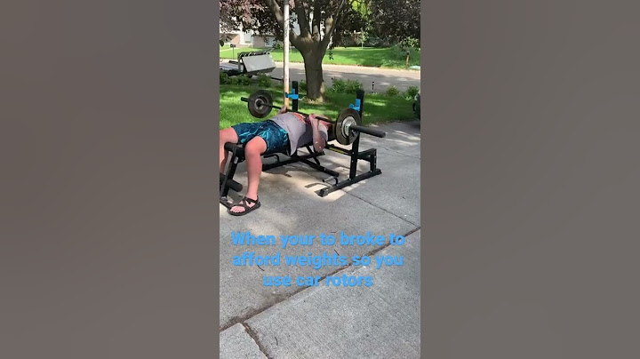 Don’t judge my form🙄 #weightlifting #fyp #funny