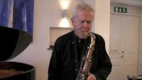 Ove Johansson with computer