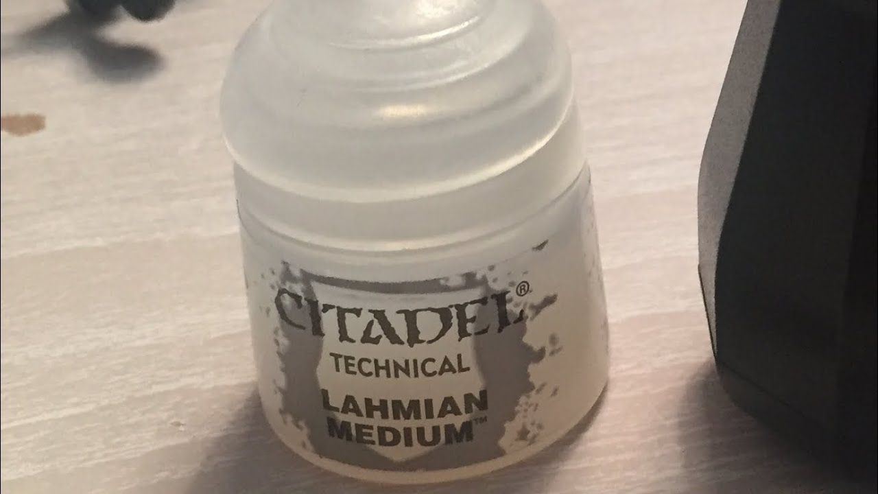 Using Citadel Paints Lahmian Medium To Revitalise Dried Out Hobby Paints