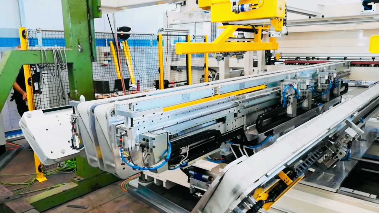 274 - (N) - Full optional magnetic conveyor