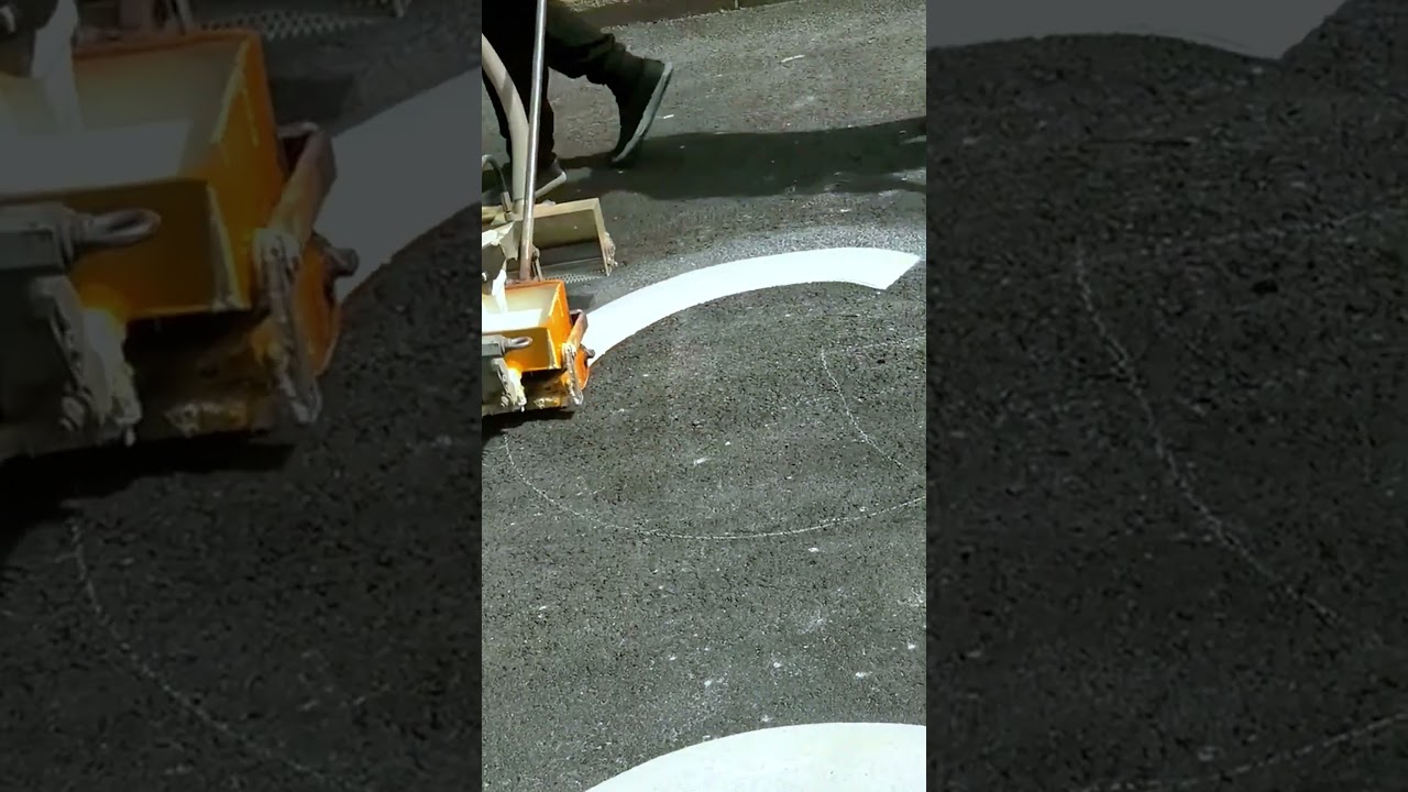 Satisfying Road Marking Process – Watch the Perfect White Circle Painted on Asphalt!