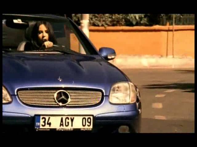 在 YouTube 上观看 Betül Demir - Süper 在 YouTube 上观看 Betül Demir - Süper