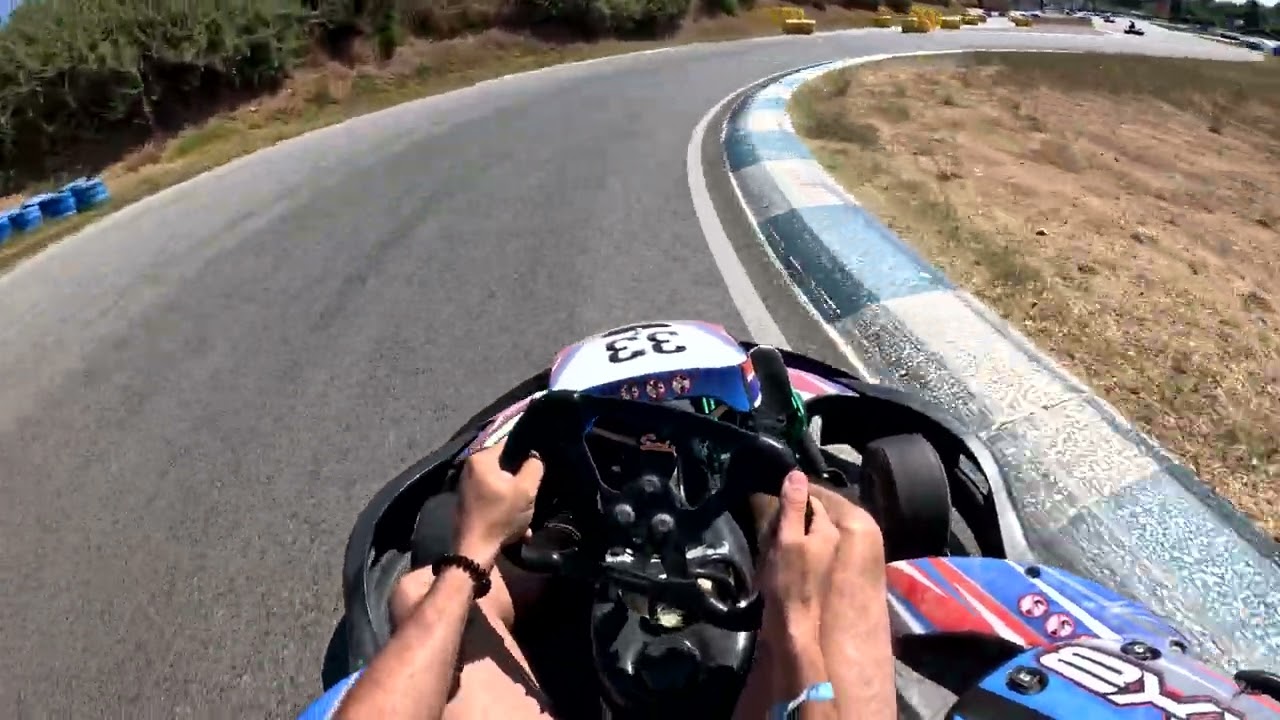 Session de Karting Électrisante au Grimaud Karting Loisir 🏎️💨