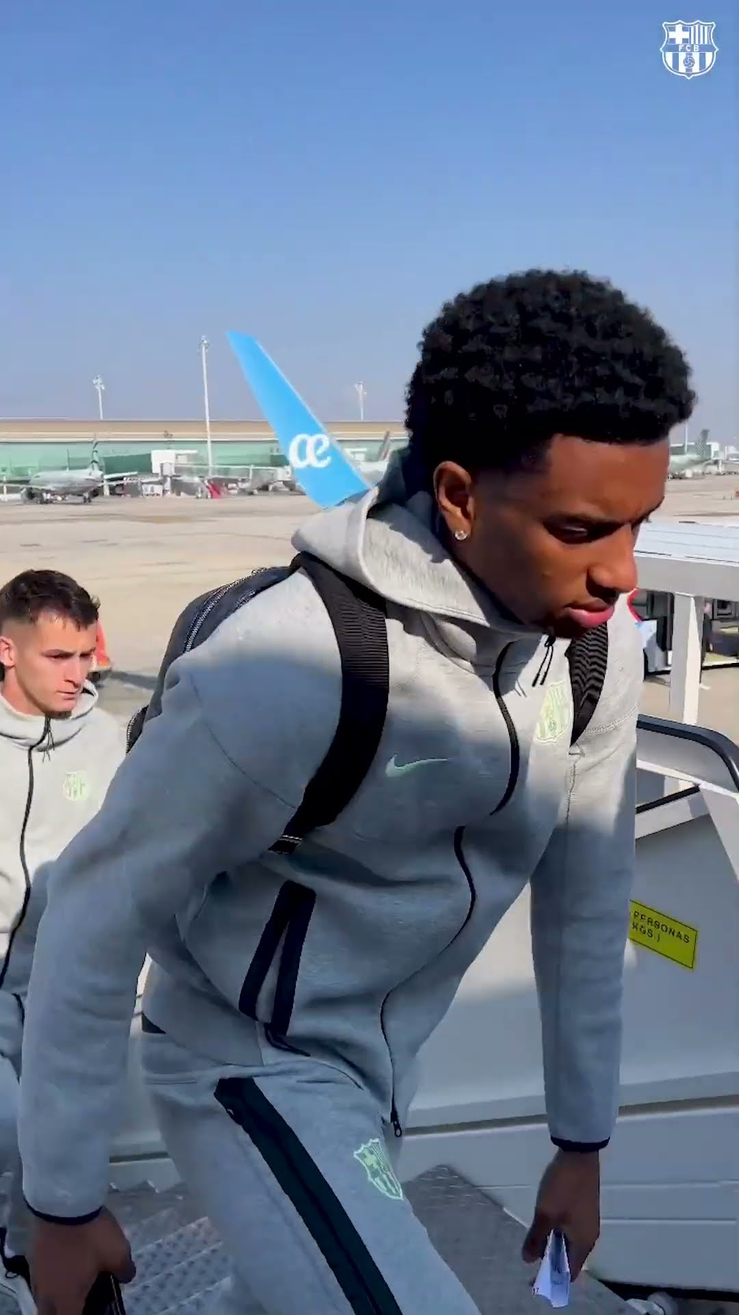 ✈️ Destination: Quarter-finals. @nikefootball #fcbarcelona #shorts