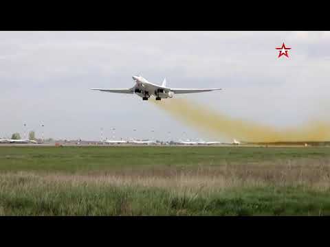 Tu-160 and MiG-31 over the Barents Sea