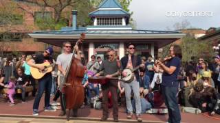 The Infamous @Stringdusters  play impromptu #420 show #BoulderCO w/@GipsyMoonBand tonight @BoulderTh