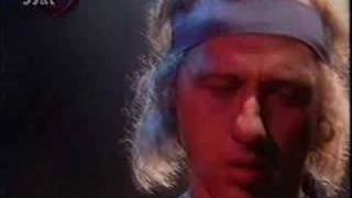 Video thumbnail of "Dire Straits - Brothers in arms [Live in Nimes -92]"