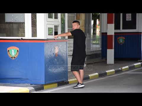 Video: Si Të Kaloni Kufirin E Abkhazisë Në