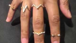 Heartbeat midi mid stackable ring set above knuckle ciara rihanna | celebrity jewelry