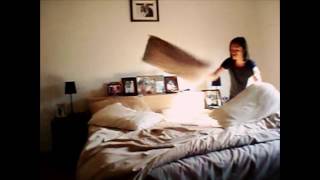 Speed cleaning bedrooms! - Daily Cleaning Routine