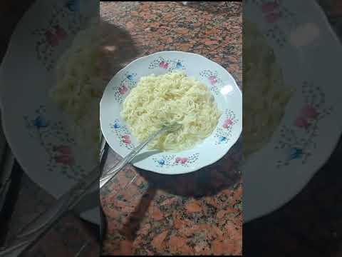 ماربيلا تجربة نودلز بطعم السجق        