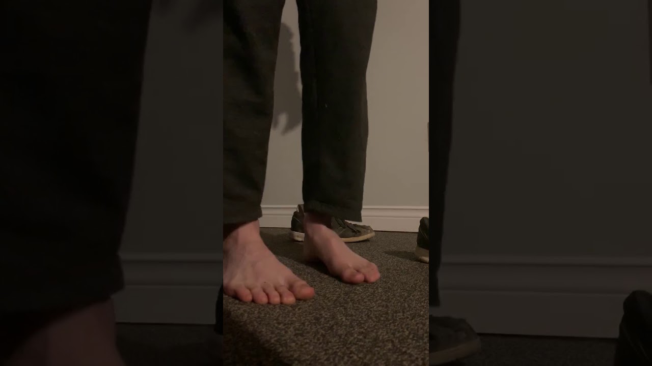My stinky feet!! YouTube