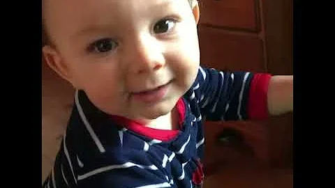 Baby Responds to Grogu