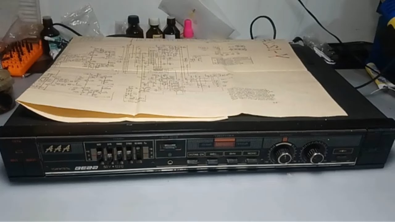 Вега 50У-122С - небольшой ремонт, настройка усилителя - YouTube