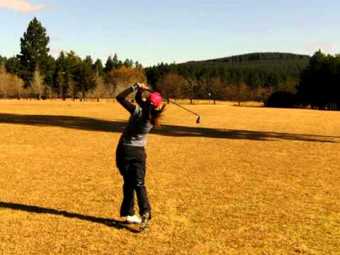 Judy golfswing 4iron(3).AVI