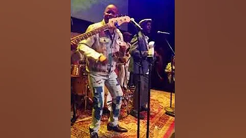 Ngouma Lokito et Nyboma, Aug. 2018, Lincoln Center Atrium