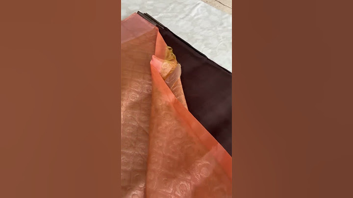 Pure soft silk saree with contrast blouse. WhatsApp to 7561801152