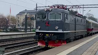 Vår på Katrineholm Station med massor av tåg