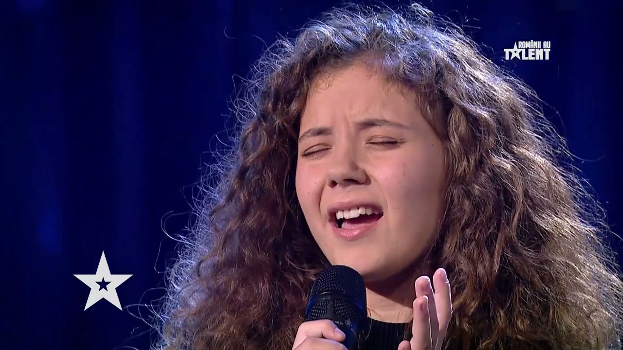 ⁣Românii au talent 2021: Andrada Olteanu a făcut-o pe Andra să aplaude în picioare