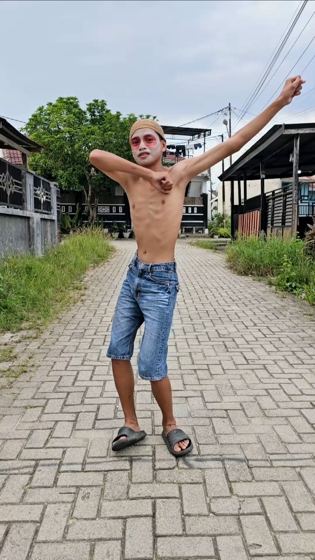 TRY TO GUESS WHAT IS THIS DANCE