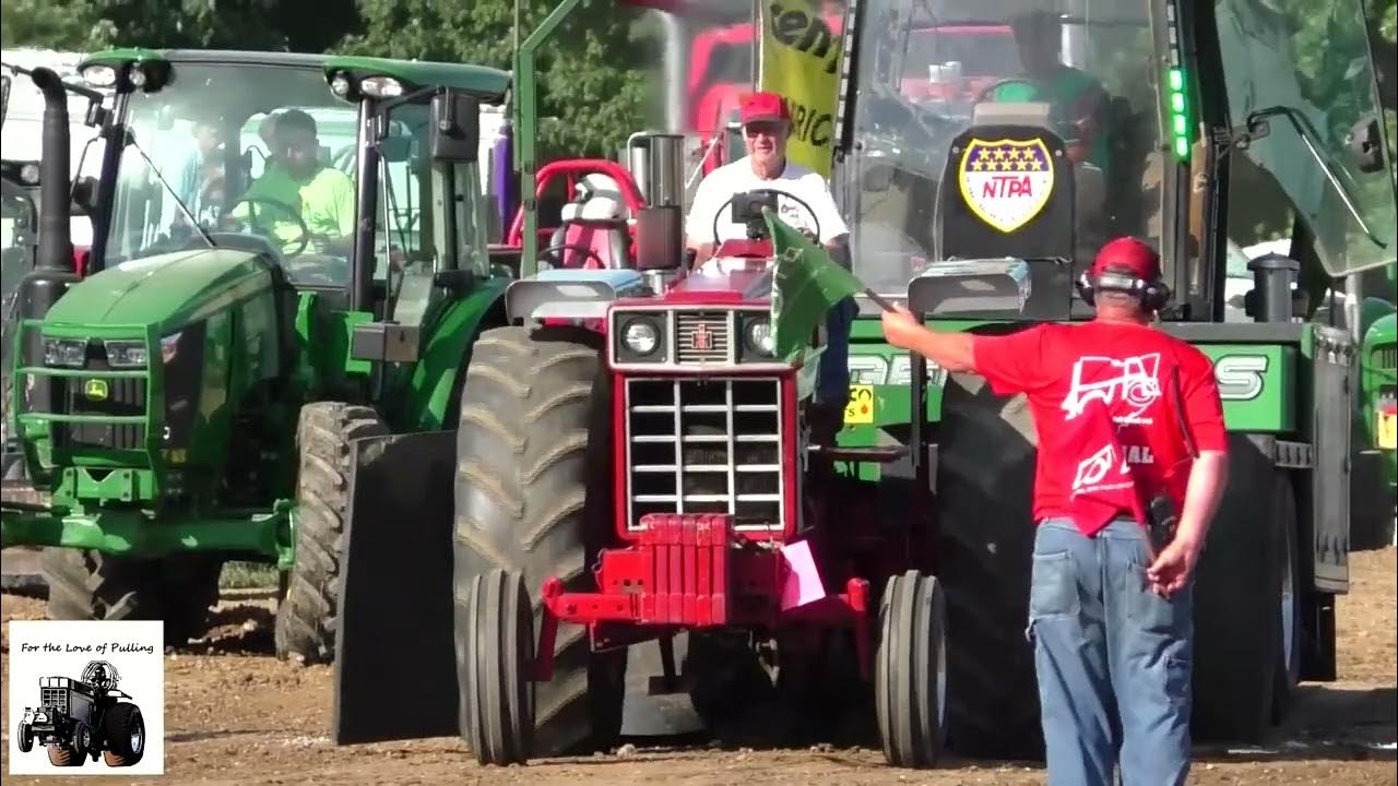 Tractor Pulling Farm Stock Tractors Fayette County Fair Washington