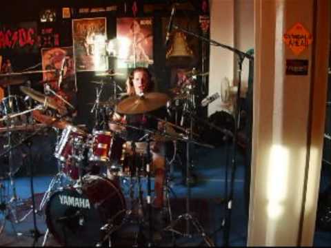 在 YouTube 上觀看「Wasted Jack - Get up Get down (Studio)」