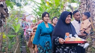 Pernikahan An4k Pertama Di Kalungin Duit Di Kampung Simpen Kaler Garut