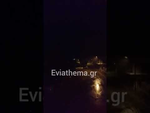Eviathema.gr - Καταρακτώδης βροχή στην Εύβοια