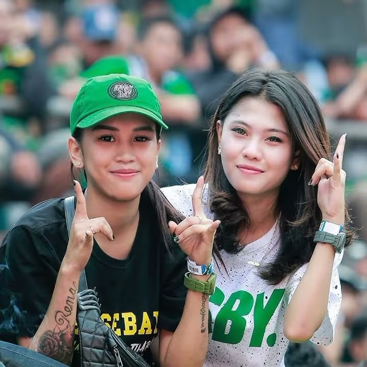 Story'wa kumpulan Bonita cantik