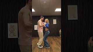 Bachata flows: Trust the connection #bachatasensual #socialdance #bachata #dancecouple #bachatulenka