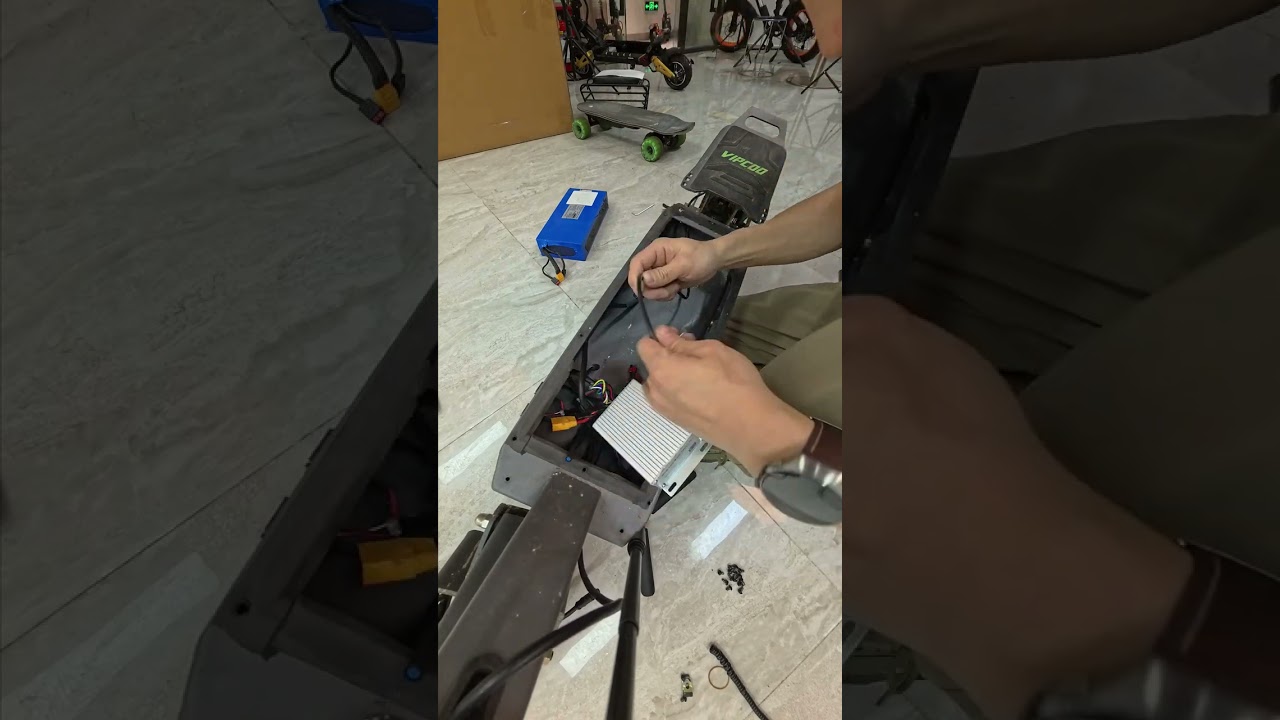 How to replace the controller of the VIPCOO VS9 electric Scooter