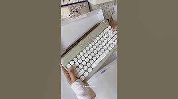 🍵 retro keyboard in matcha green color 🪴