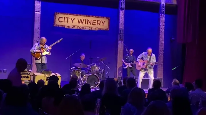John Hiatt & the Goners - Memphis in the Meantime