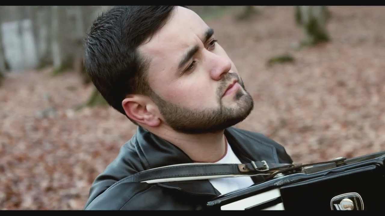 Sənan Məmmədov Ağlatan kafe Gupse kafe 