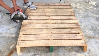 Best Creative Pallet Ideas // Repurpose Wooden Pallets Into Folding Chairs - DIY Outdoor Chair