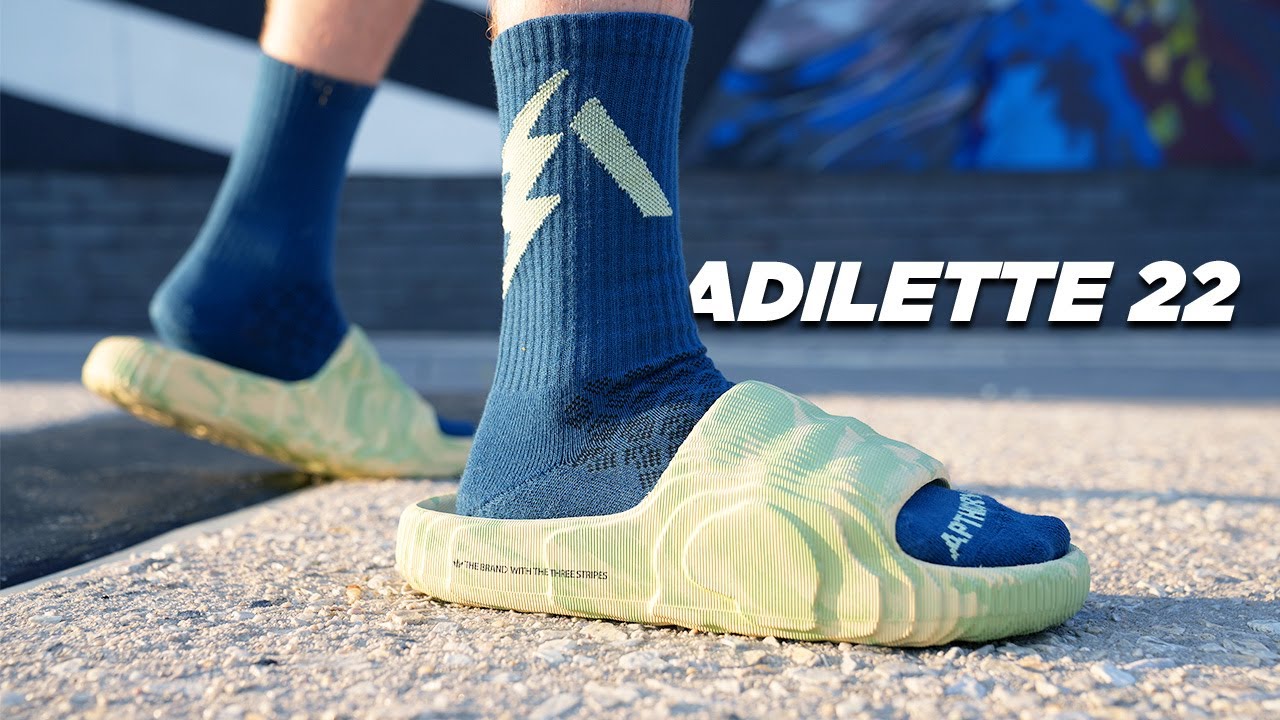 Begrip Ambassade Ambtenaren Adidas ADILETTE 22 Slides Review: YEEZY Slide Rip Off? - YouTube
