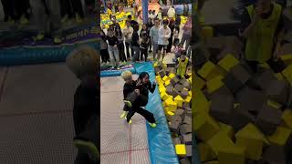 Watch This Teen Jump Around A🤣🥱Fun Park Trampoline For The First Time