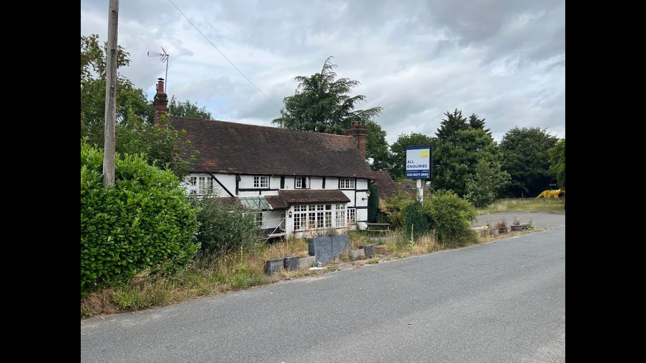 Cherry Tree Inn, Crawley Road, Faygate, Horsham, West Sussex July